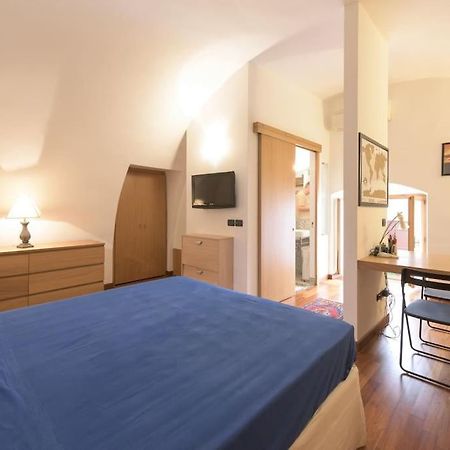 Traditional Apartment In Old City Bari Eksteriør bilde