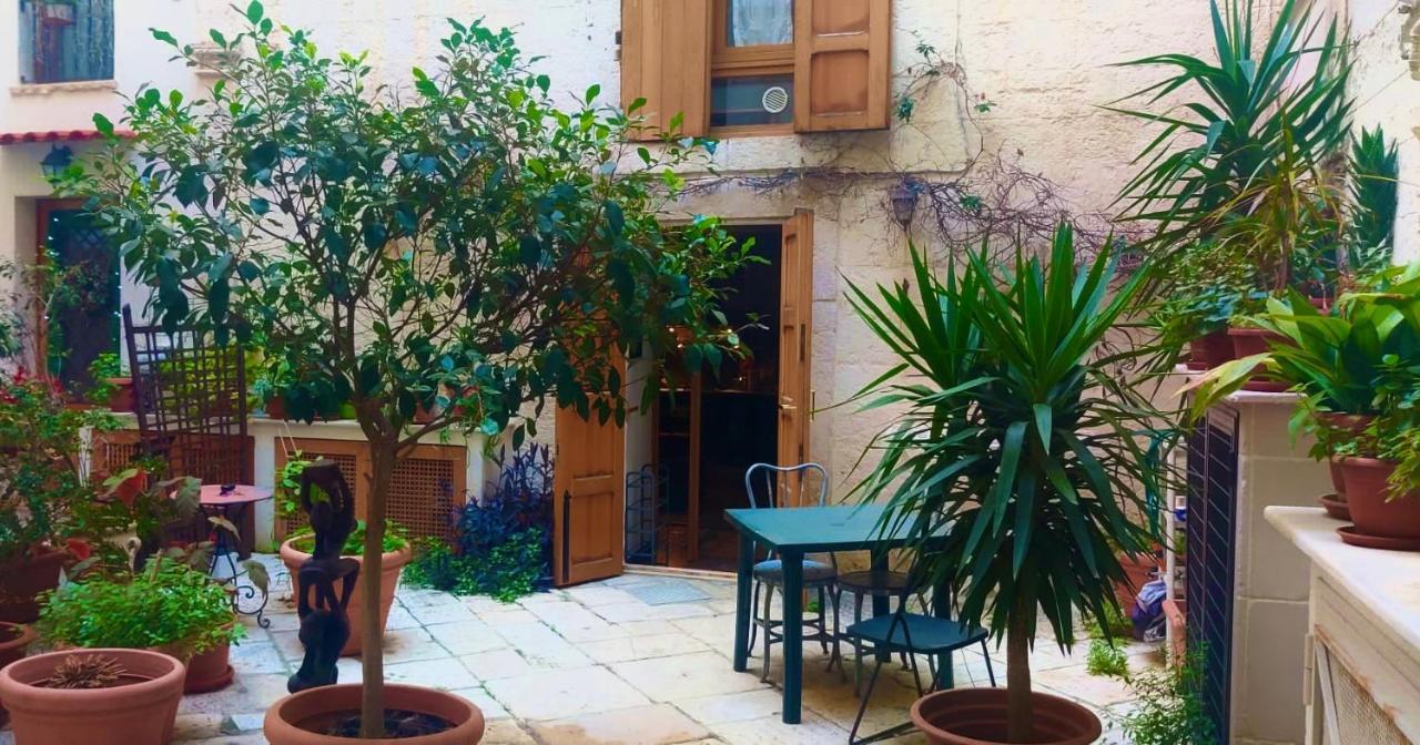 Traditional Apartment In Old City Bari Eksteriør bilde